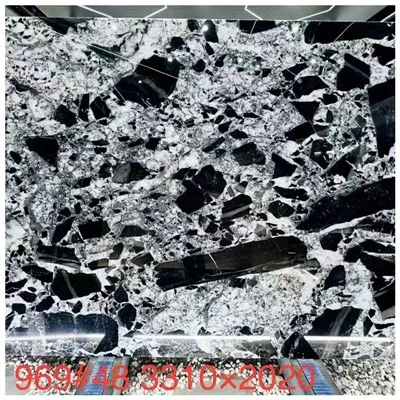 Dub Crystal Patagonia Quartzite